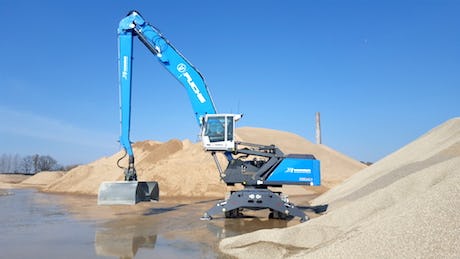 Eerste Terex-Fuchs MHL360F draait aan de Rijn