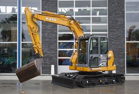 Kato HD308 US V op stalen rupsplaten