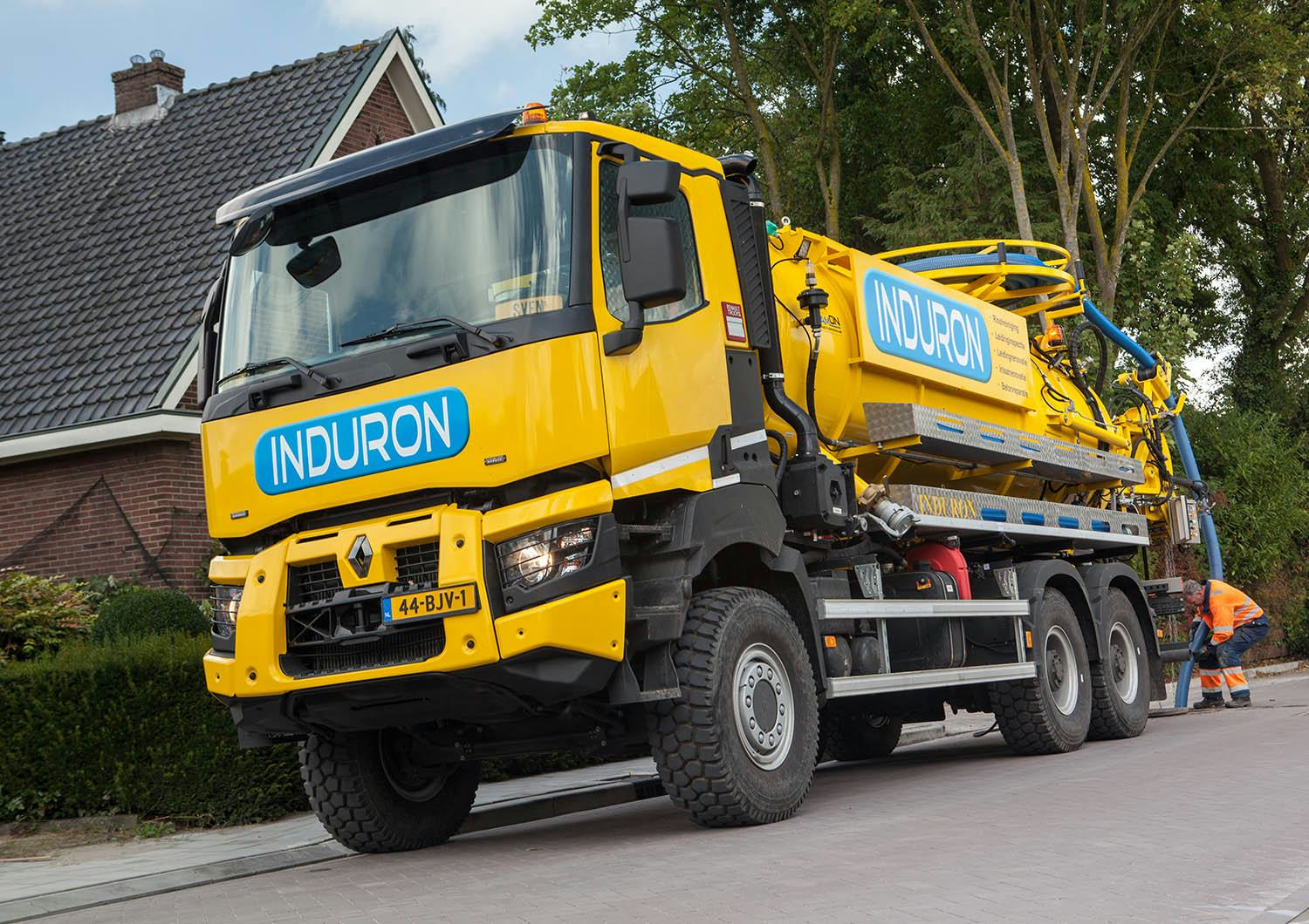 Induron Raalte zet Renault K 6x6 in voor rioolreiniging