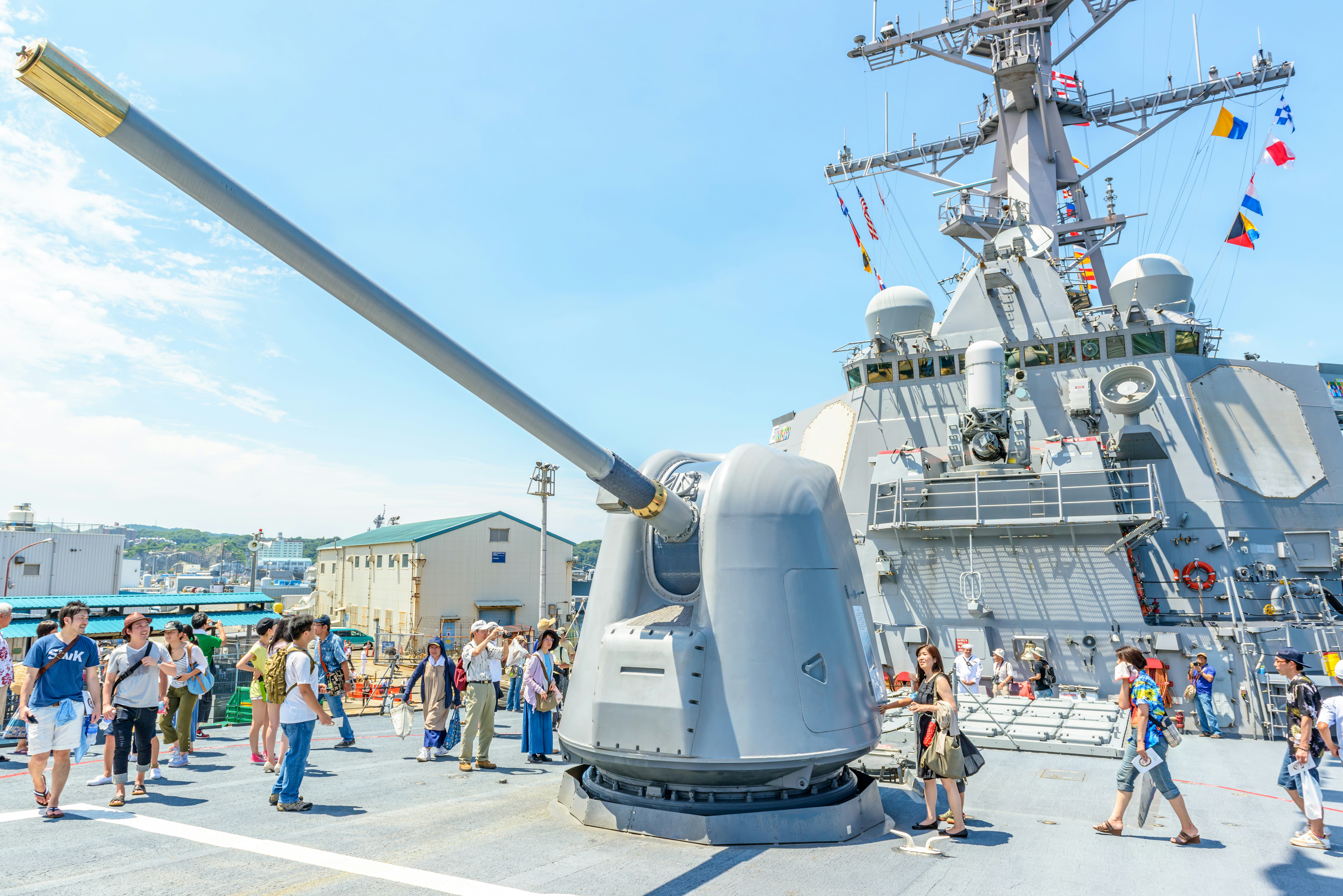 De USS Fitzgerald in betere tijden, tijdens een bezoek aan Japan in 2014.