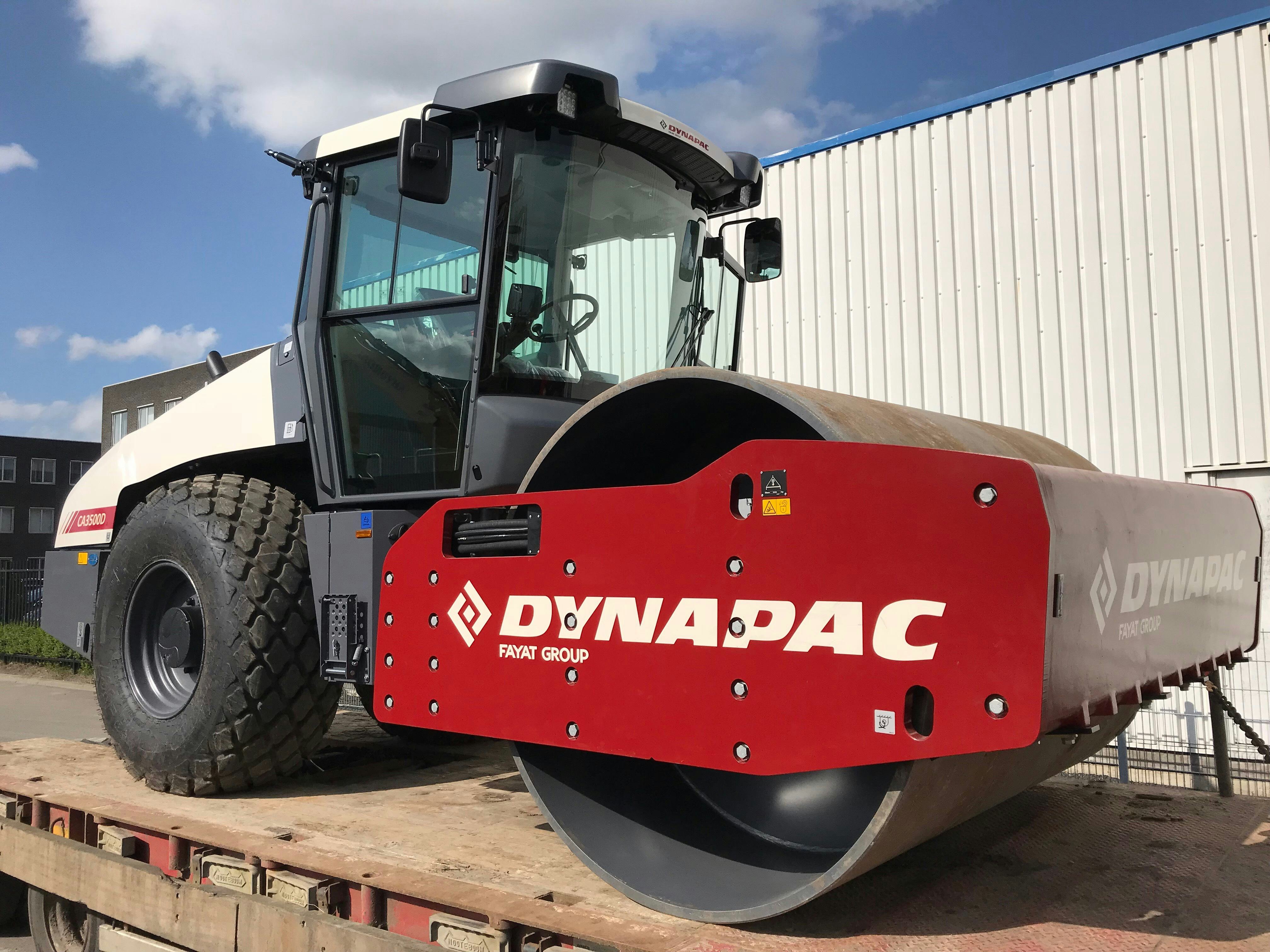 Tweede nieuwe Dynapac CA3500D voor Next Rental