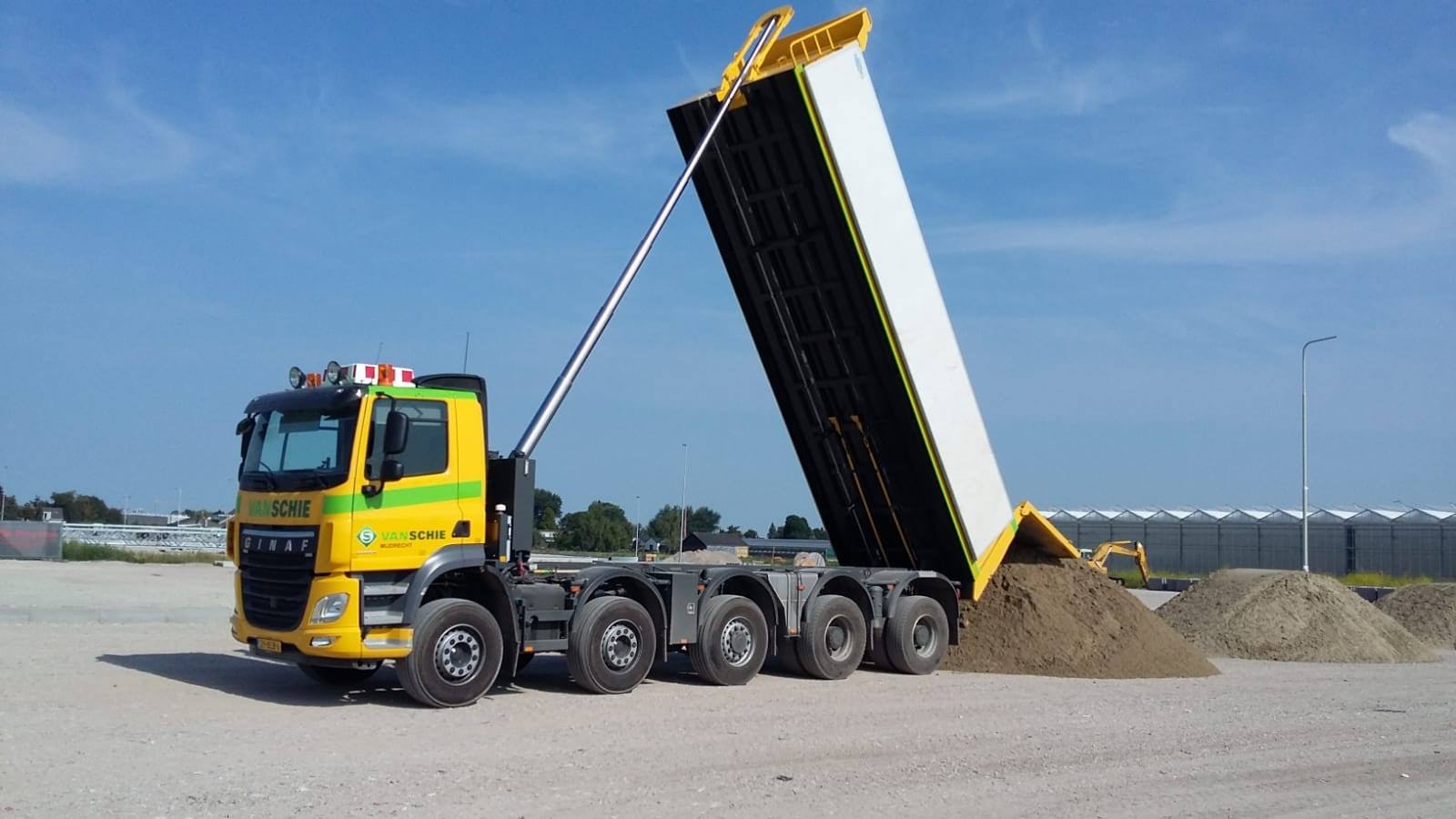 Clean Logistics neemt Ginaf Trucks Nederland over