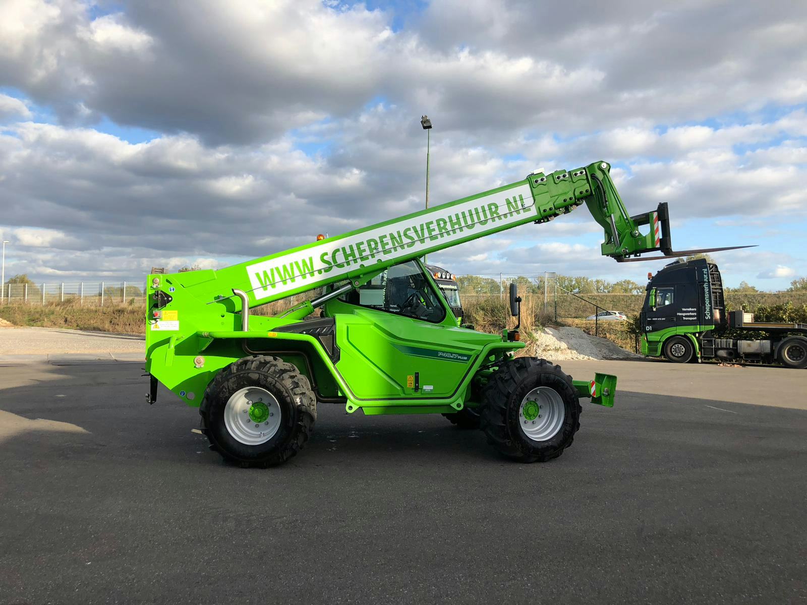 Merlo 40.17 Plus naar Schepens voor verhuur zonder machinist