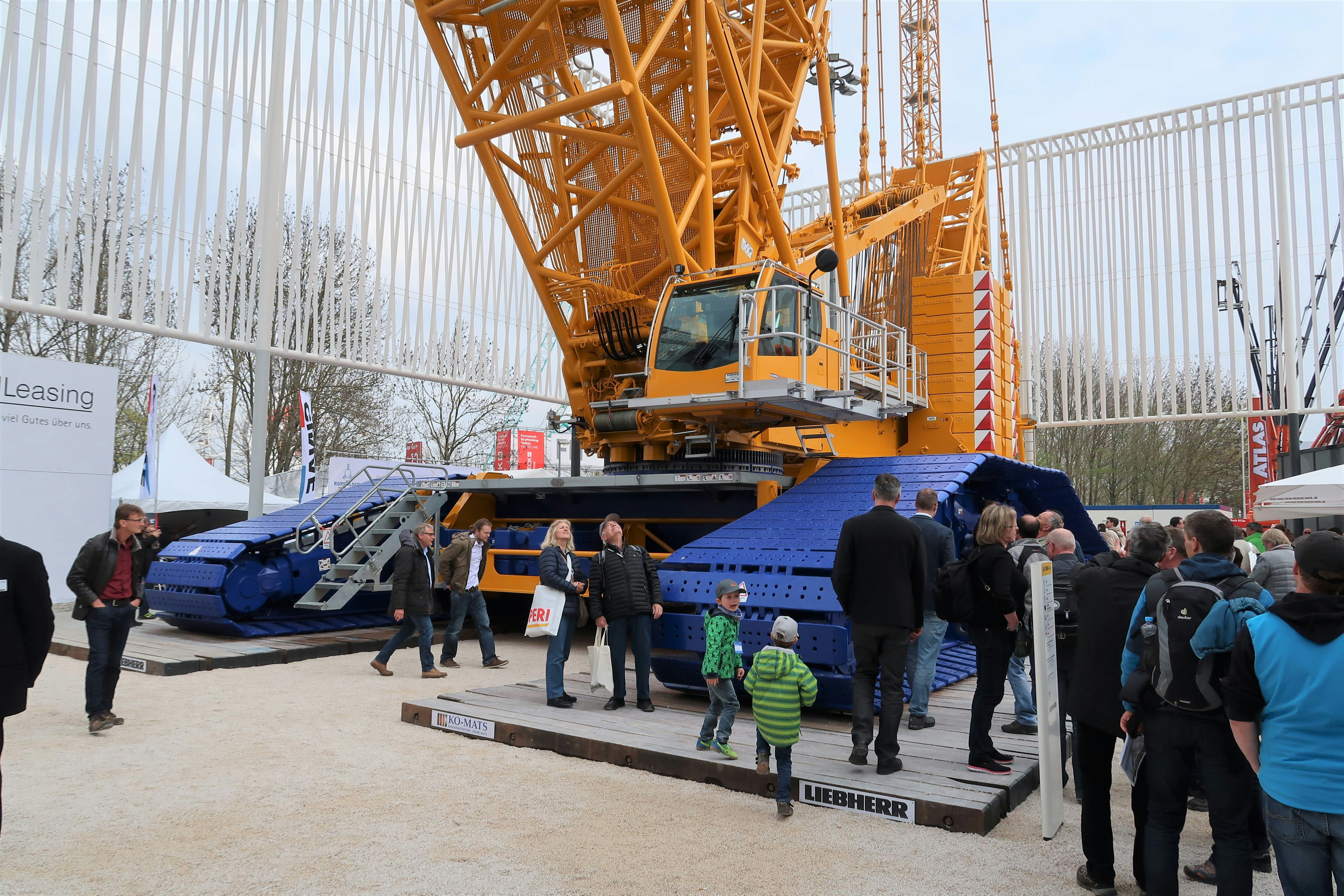 FOTOREPORTAGE | Nieuwe machines en ander moois op de Bauma