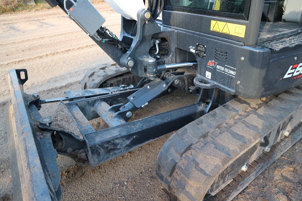 Bobcat E60