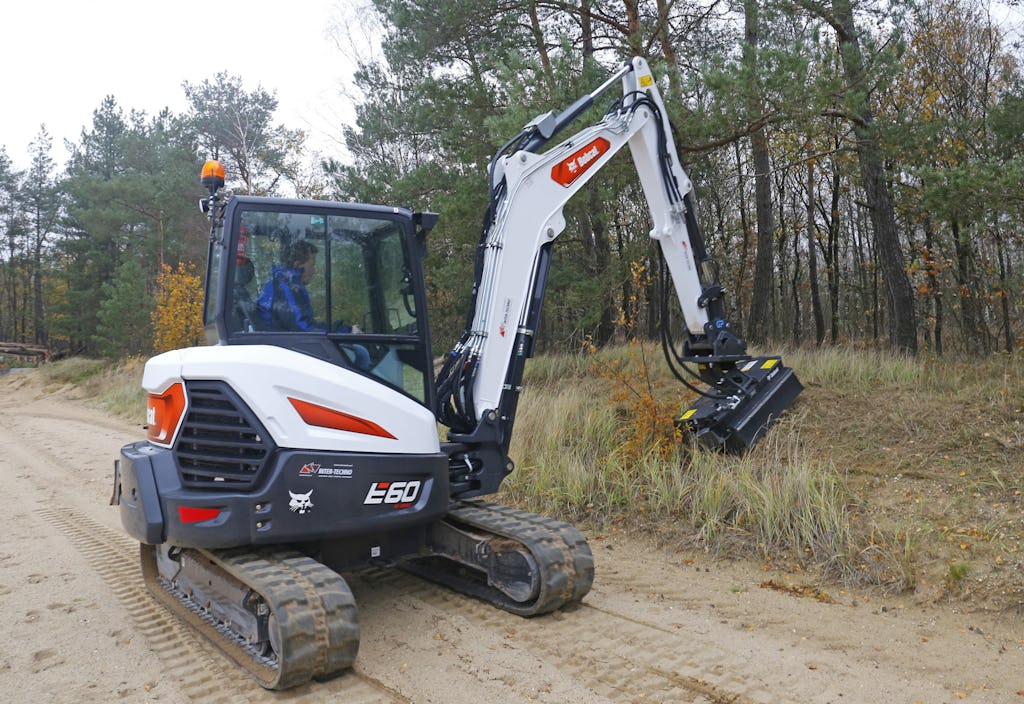 Bobcat E60