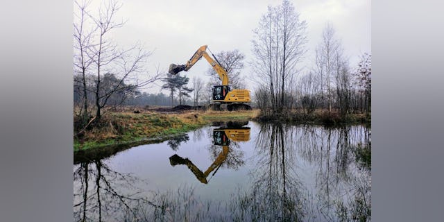 Demo machine van Pon Rental, in afwachting van de 326 Next Gen. Foto: Mark Lansink