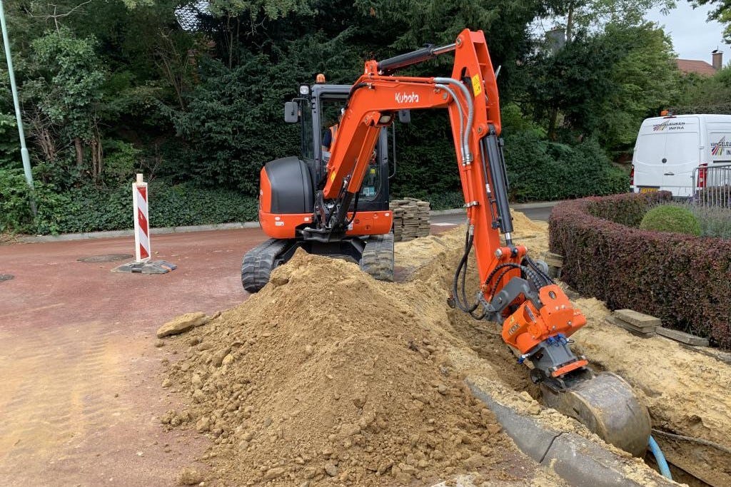 Kubota KX042-4 met NOX tiltrotator voor Dag Grondwerken