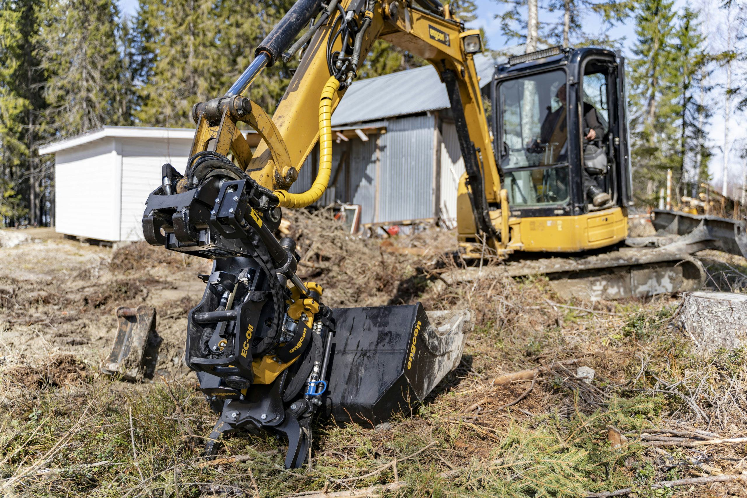Engcon demonstreert nieuwe snelwissel op Matexpo