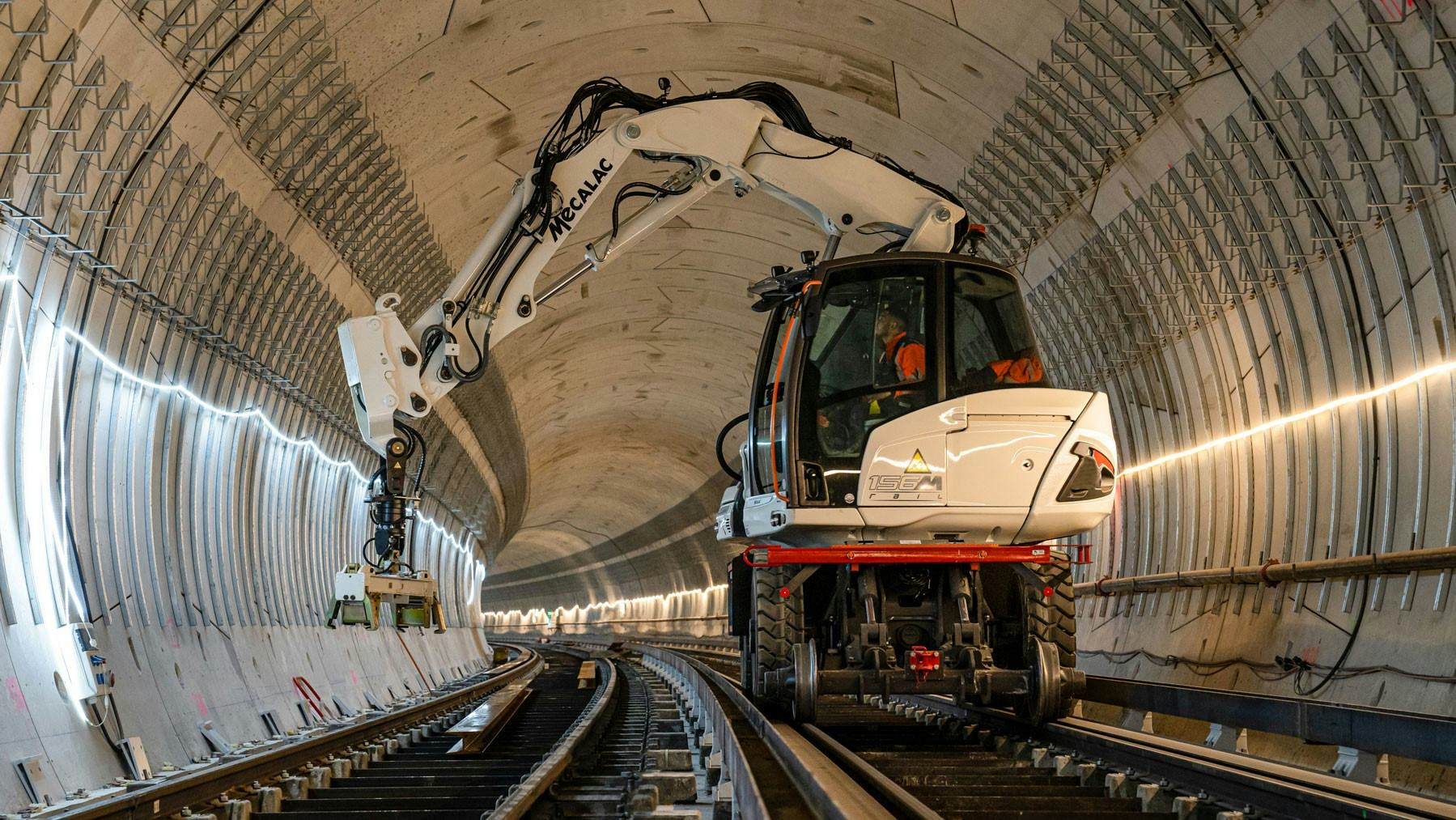 Mecalac komt met complete lijn spoorwegmachines