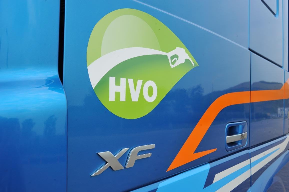 Alternatieve brandstoffen zijn volgens Chris Huijboom een uitkomst om duurzamer te werken met grote machines. Hij pleit voor verlaging van de accijnzen op deze brandstoffen.