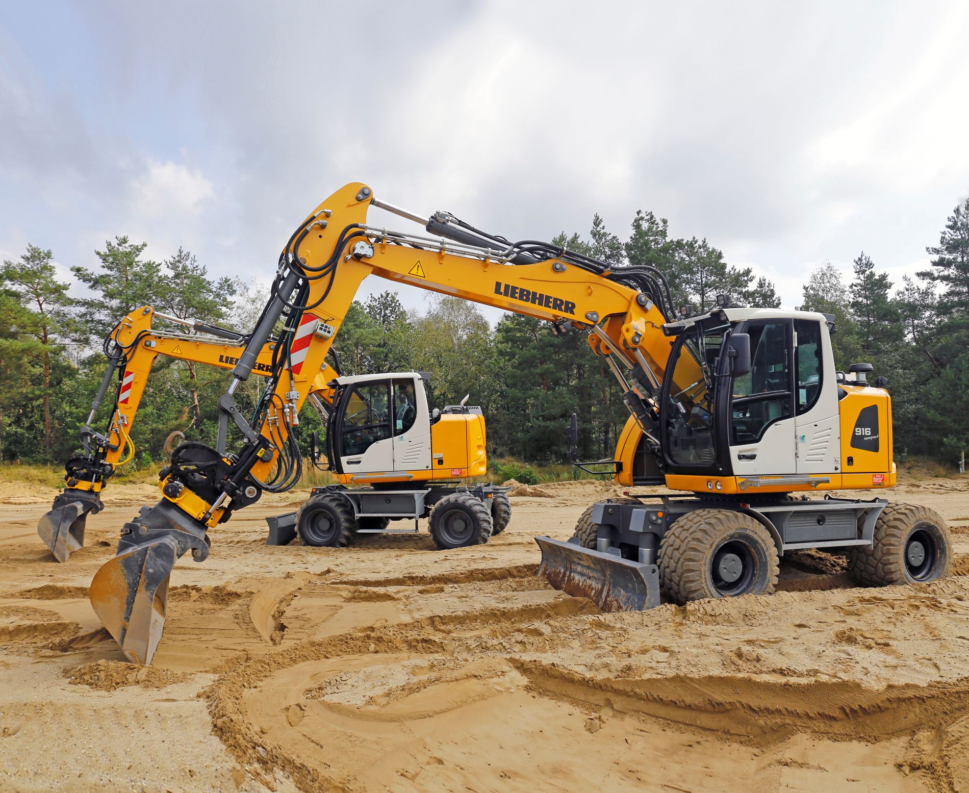 PARTNERTEST | Liebherr A913 en A916: doordacht degelijk
