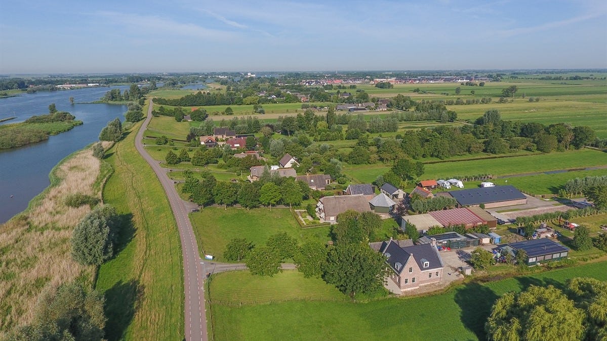 Hoogheemraadschap De Stichtse Rijnlanden heeft met het project Sterke Lekdijk marktpartijen uitgedaagd om de dijkversterking emissieloos uit te voeren.  