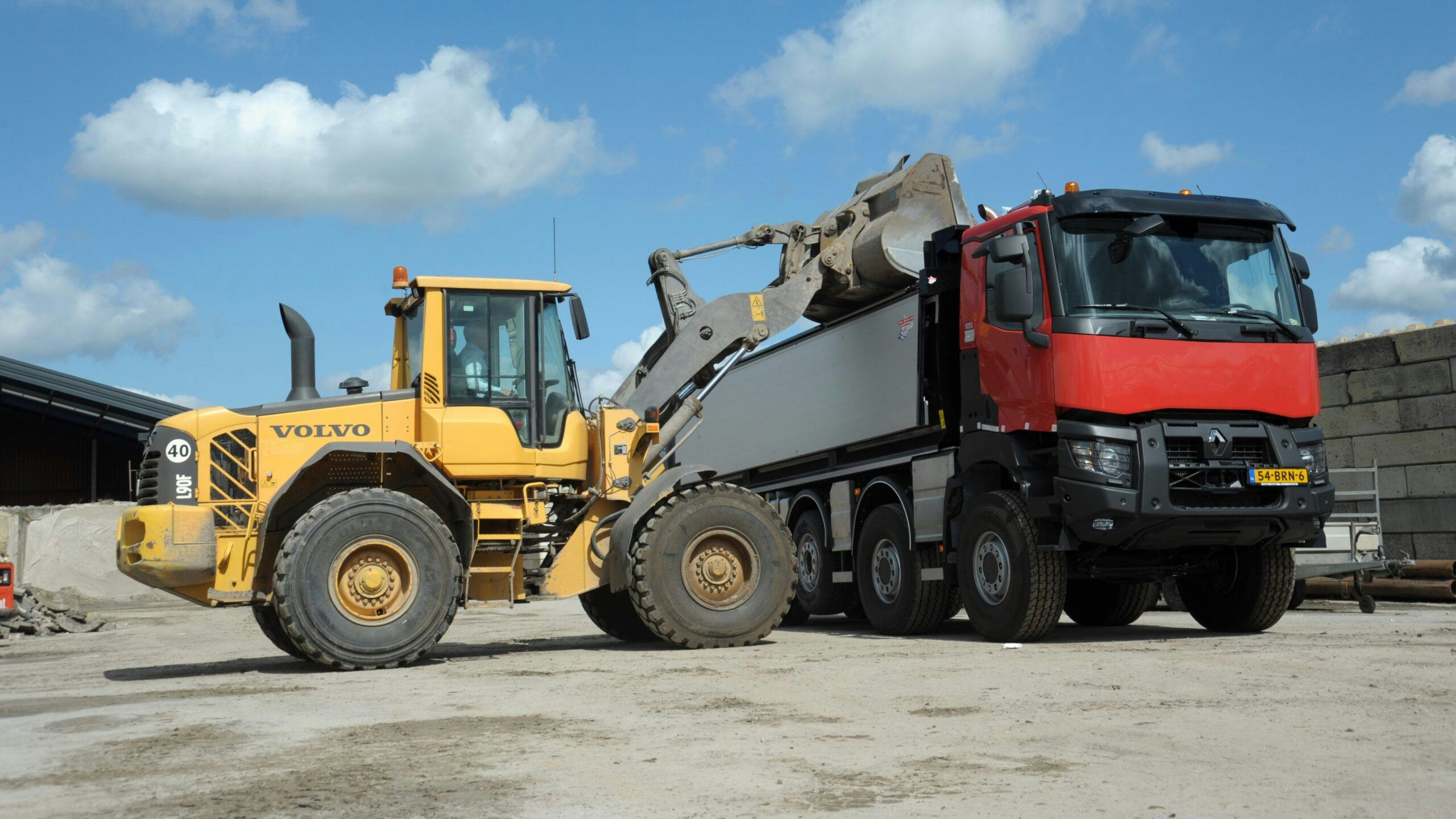 Een Renault K 10x8 met Ruizeveld opbouw.