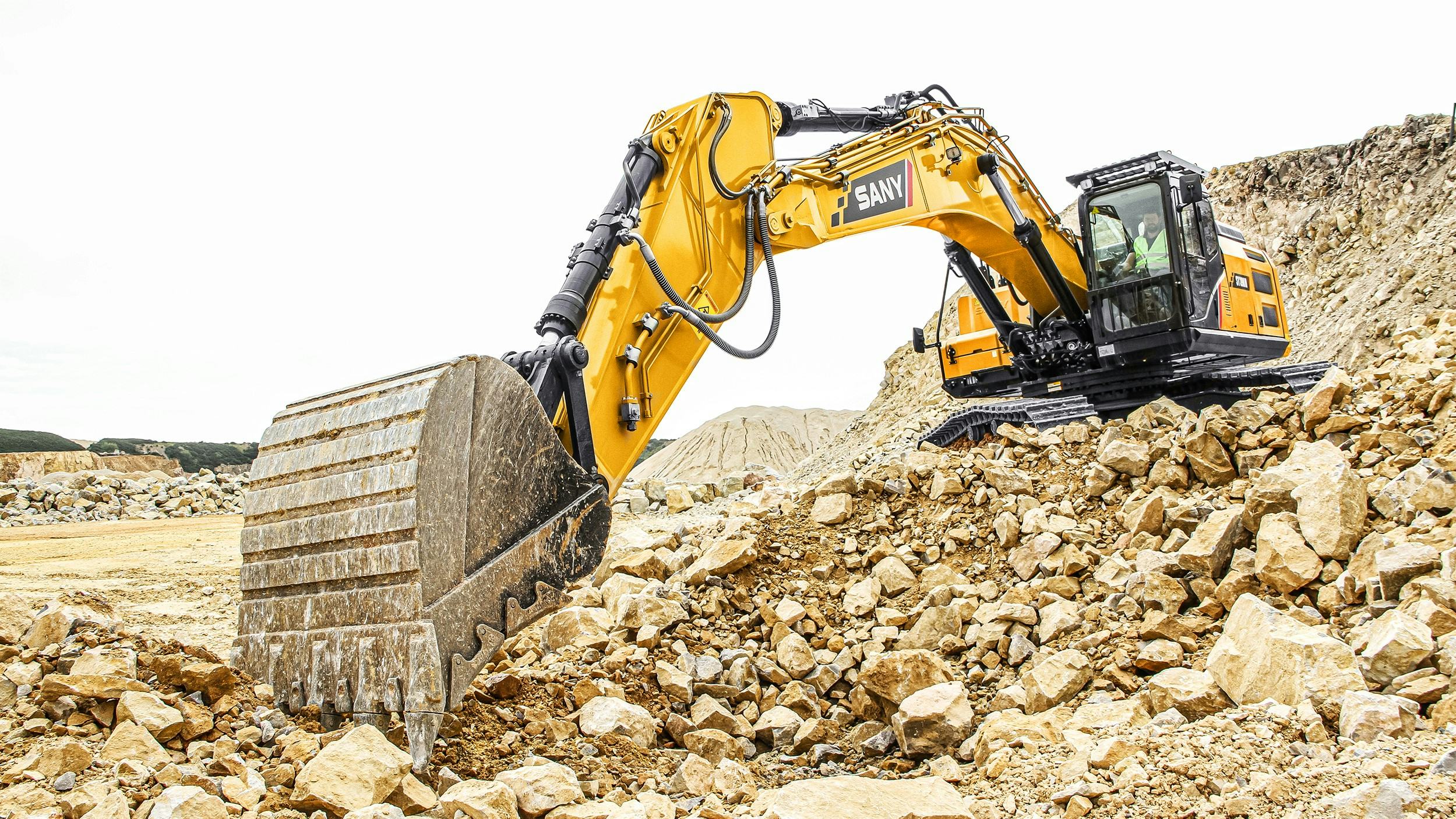 Sany voegt 40 tonner toe aan range rupsgraafmachines