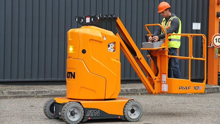 Manitou lijft Franse fabrikant van hoogwerkers in