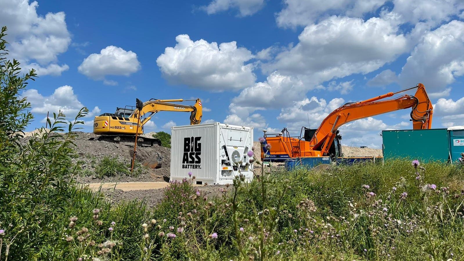 Eerste batterijcontainer met ingebouwde fast charger