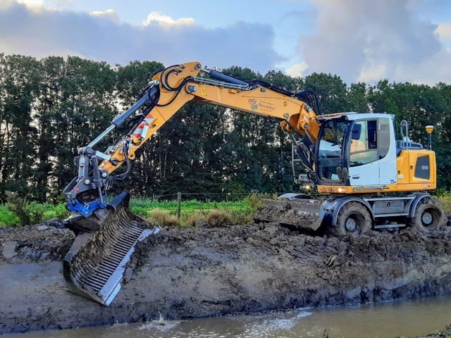 Watergang graven. (Foto: Simon Vegter)