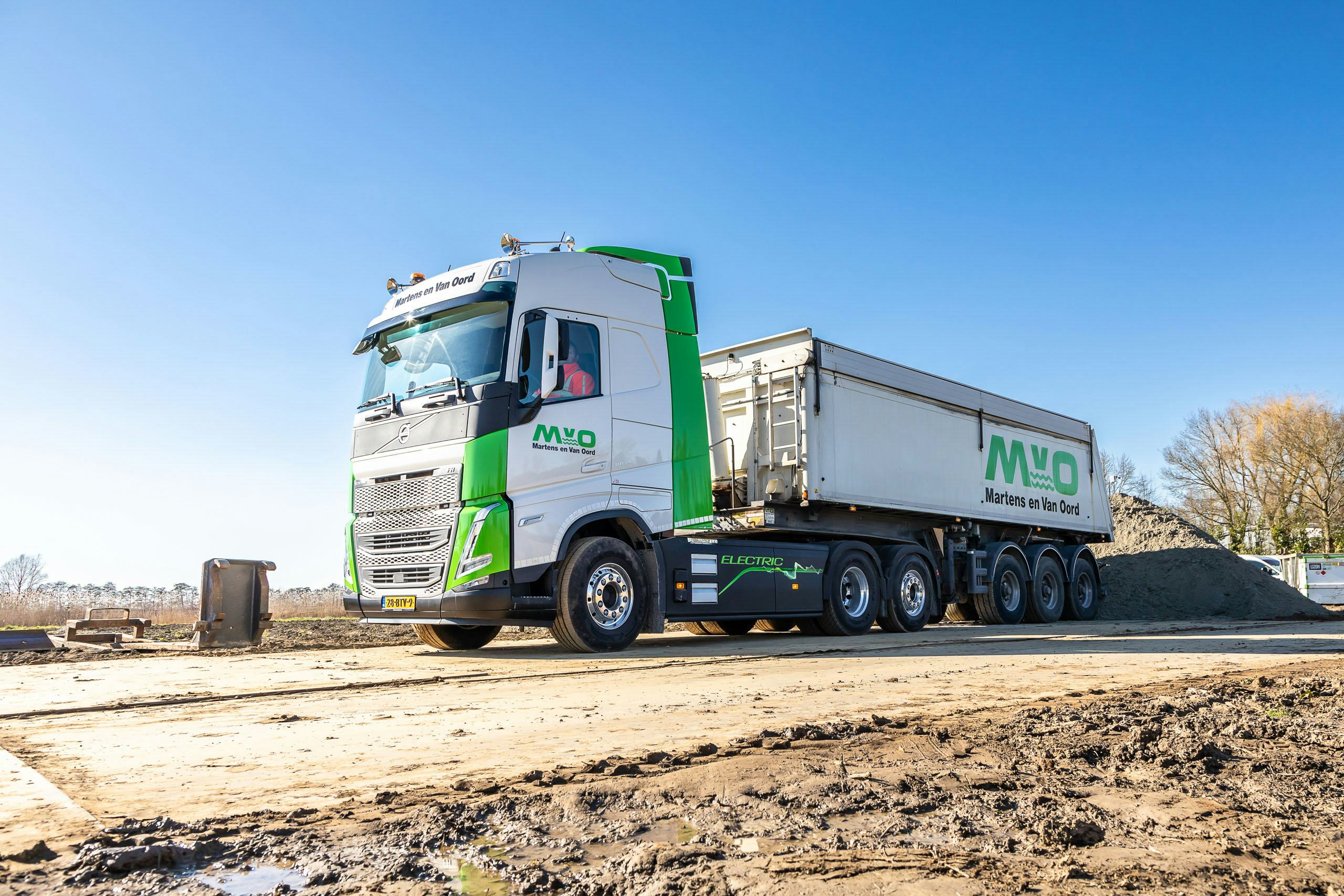 Martens en Van Oord gaat met Volvo emissieloos rijden