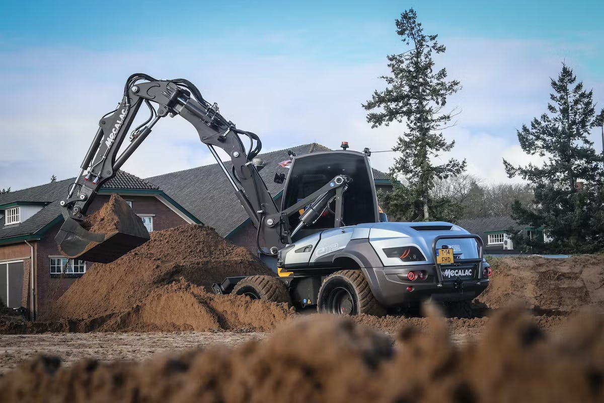 VIDEO | BouwMachines test Mecalac E12