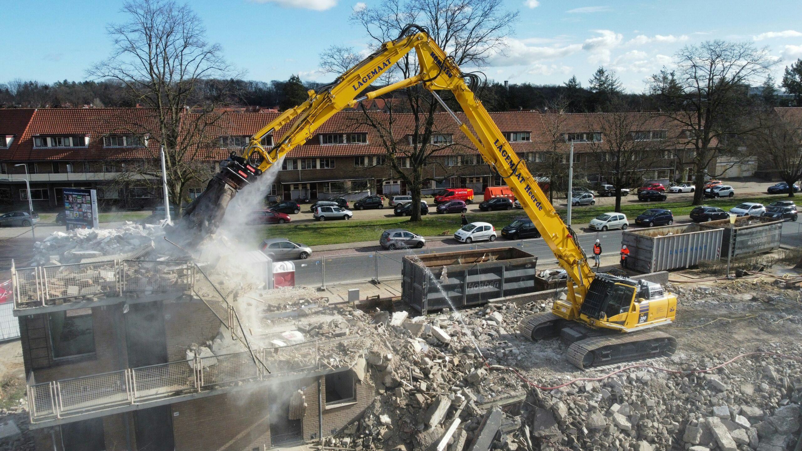 Leon Smit van Lagemaat Sloopwerken BV vol lof over nieuwste Komatsu PC390HRD-11: 'Op het lijf geschreven'