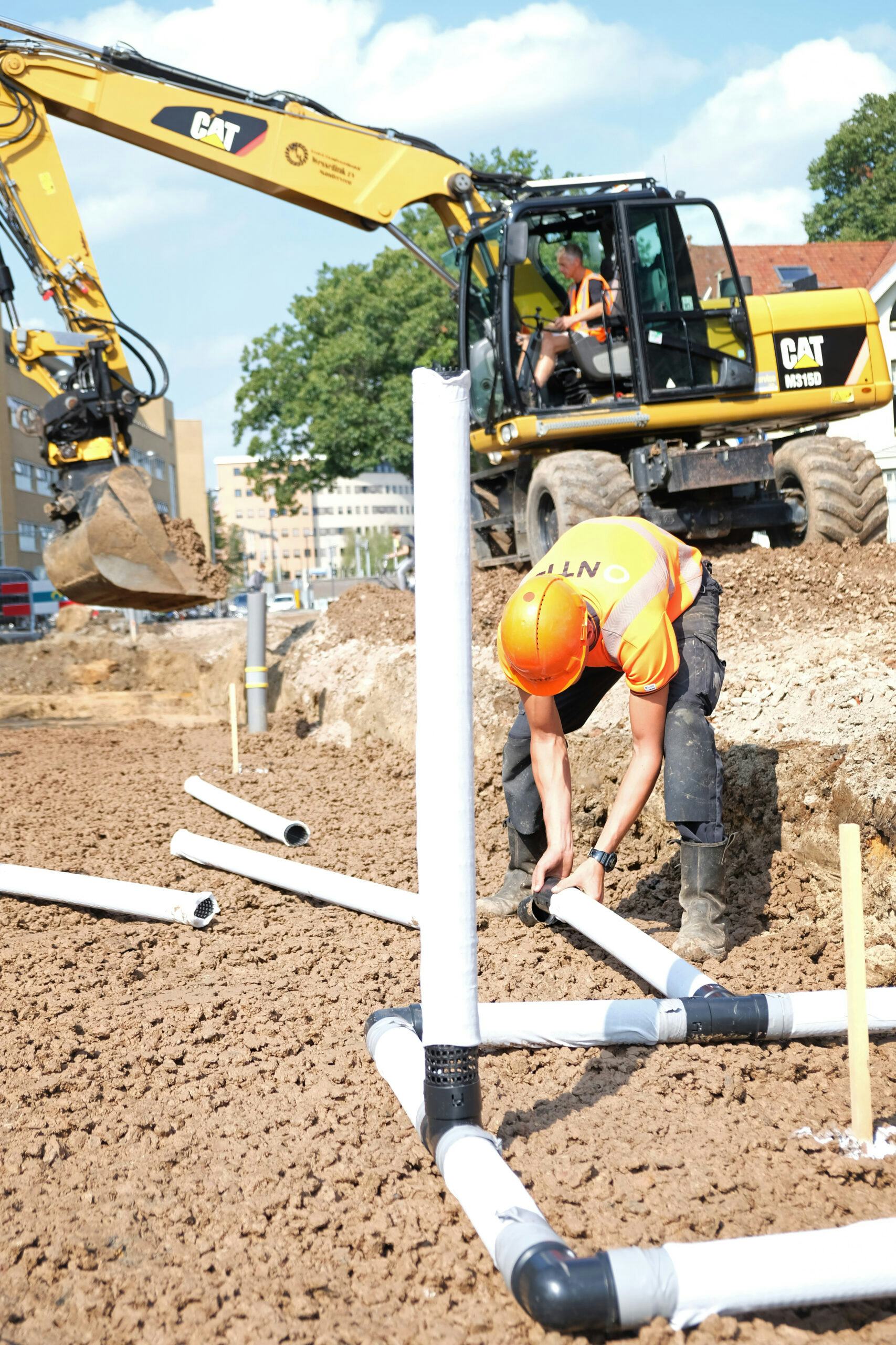 Stagiair van Infravak aan het werk. Foto: NTP