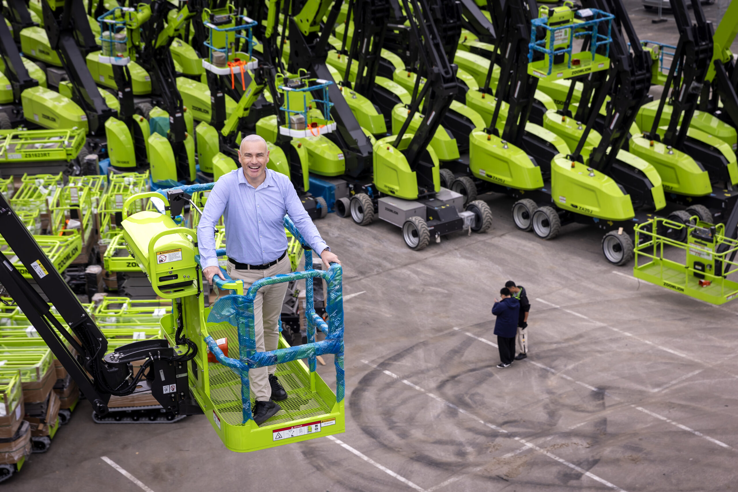 Zoomlion is een van de Chinese fabrikanten die Europa als groeimarkt in het vizier heeft. Het merk richt zich op Europa als groeimarkt, met lokale vestigingen, Nederlandse medewerkers en een nieuwe strategie. Een interview met Patrick van Tiel en Donald Seinen van Zoomlion Nederland.