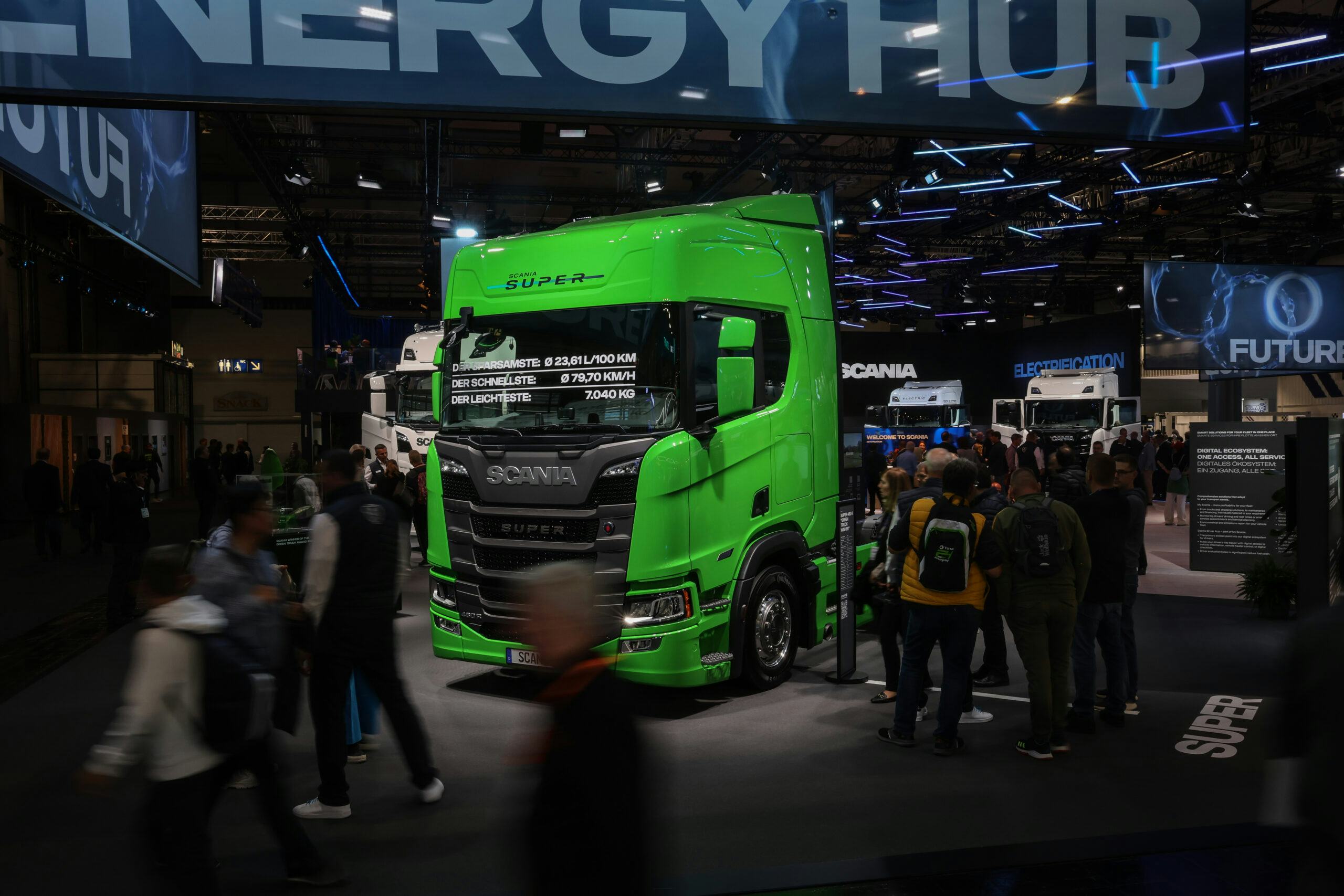 Truckfabrikanten staan voor keuze: elektrisch, waterstof of ...?