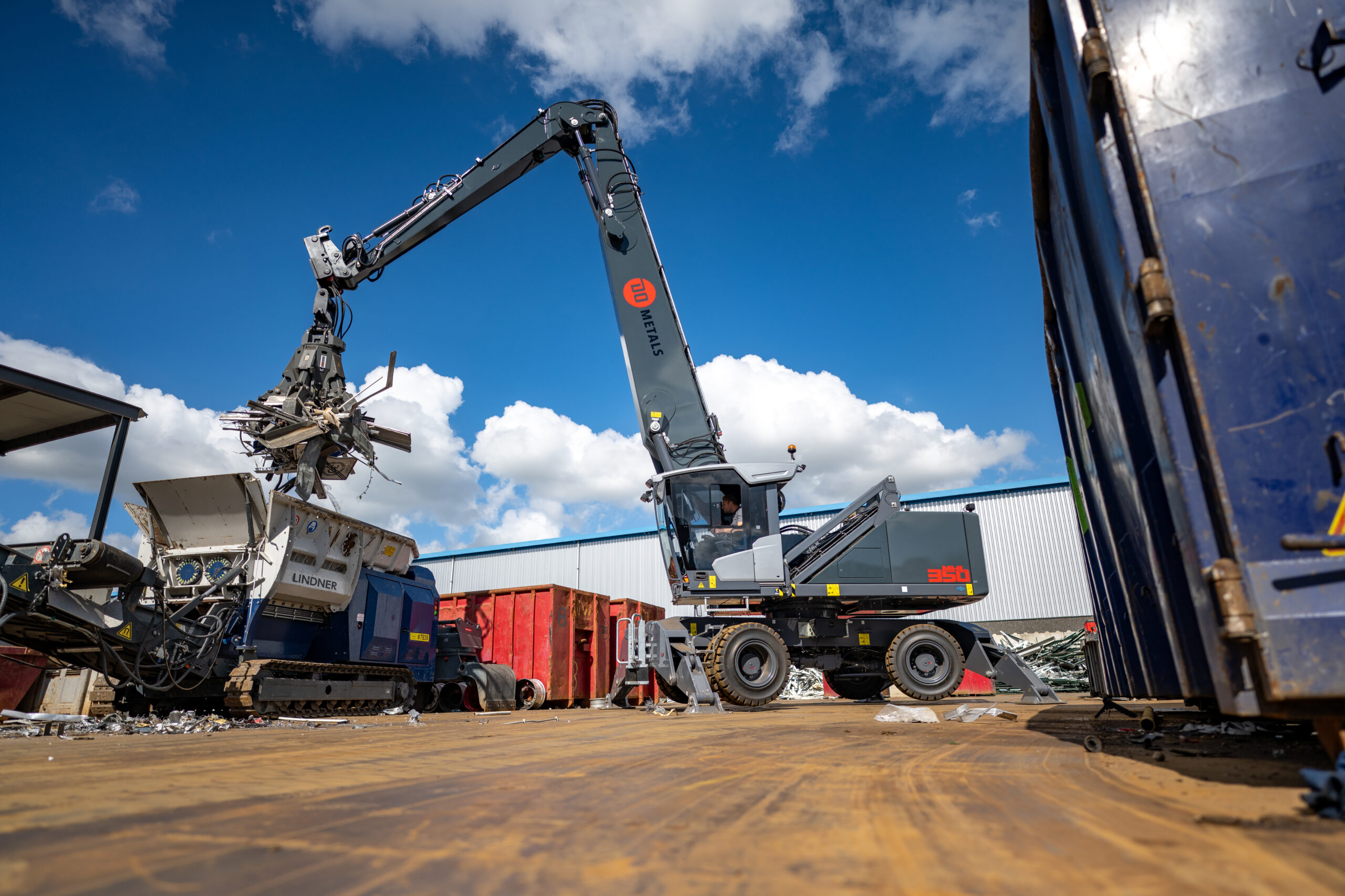 De nieuwe Fuchs MHL350F van Do-Metals.
Foto's: Michel Velderman.