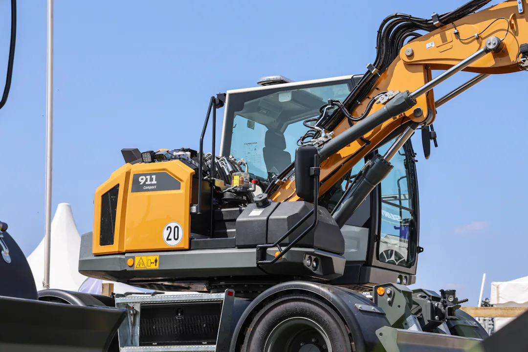 Liebherr A911 Getest Uniek In Z n Soort liebherr-a911-getest-uniek-in-z-n-soort