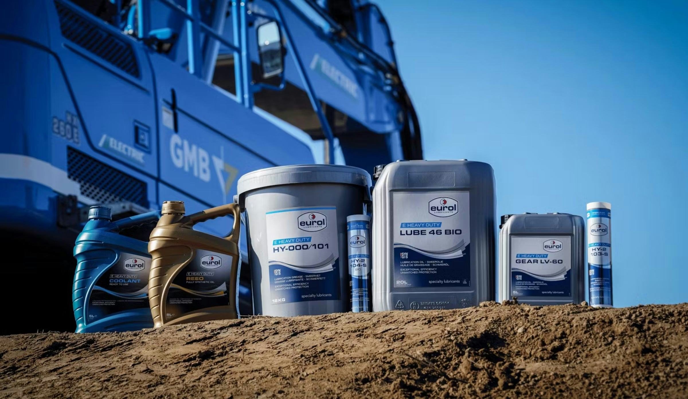 De E Heavy Duty-lijn van Eurol bestaat zowel uit olie als uit verschillende soorten smeervet, zowel regulier als biologisch afbreekbaar.