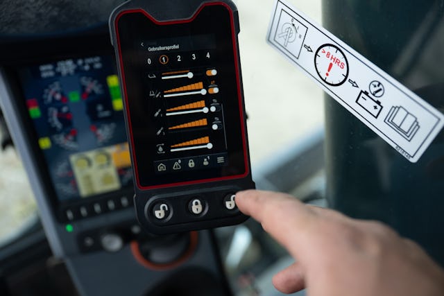 De Rototilt RC5 is voorzien van een nieuw helder display waarop alle
instellingen zijn aan te passen.