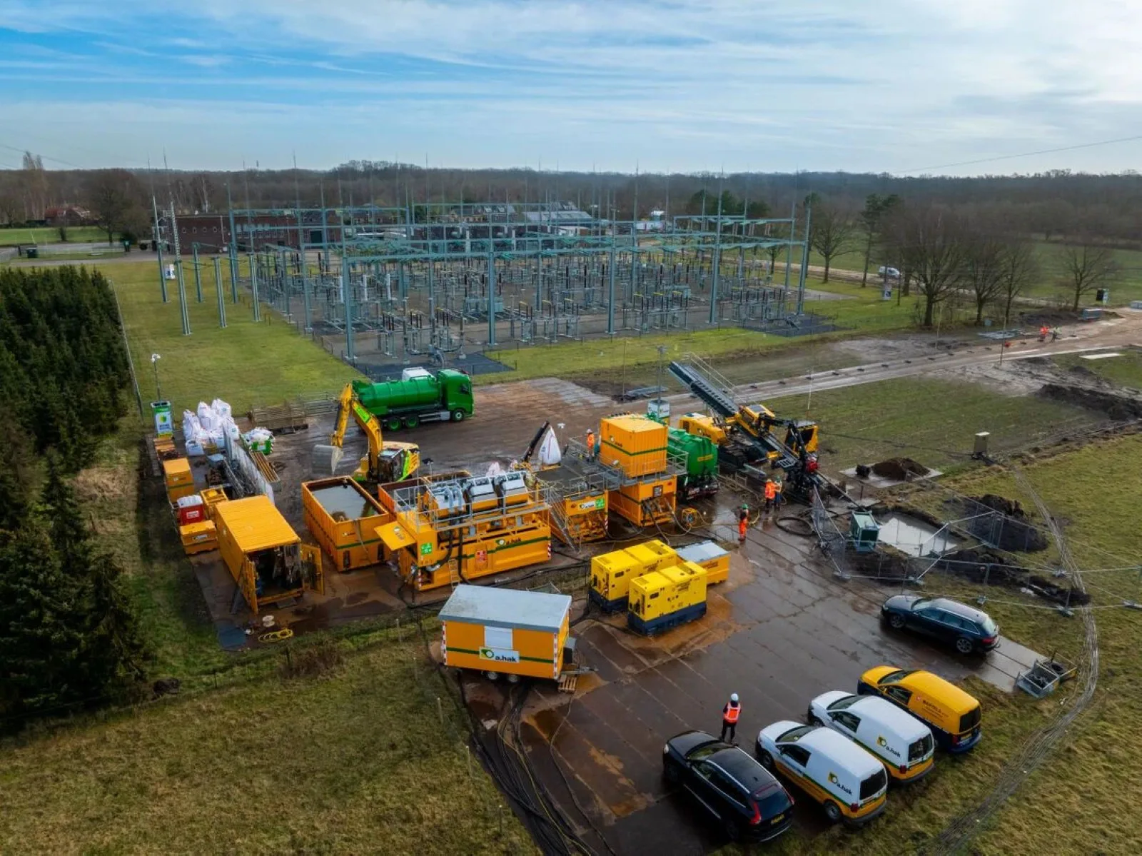 TenneT en aannemer A.Hak hadden in Bergen op Zoom een primeur met een boring met waterstof voor een hoogspanningskabel.