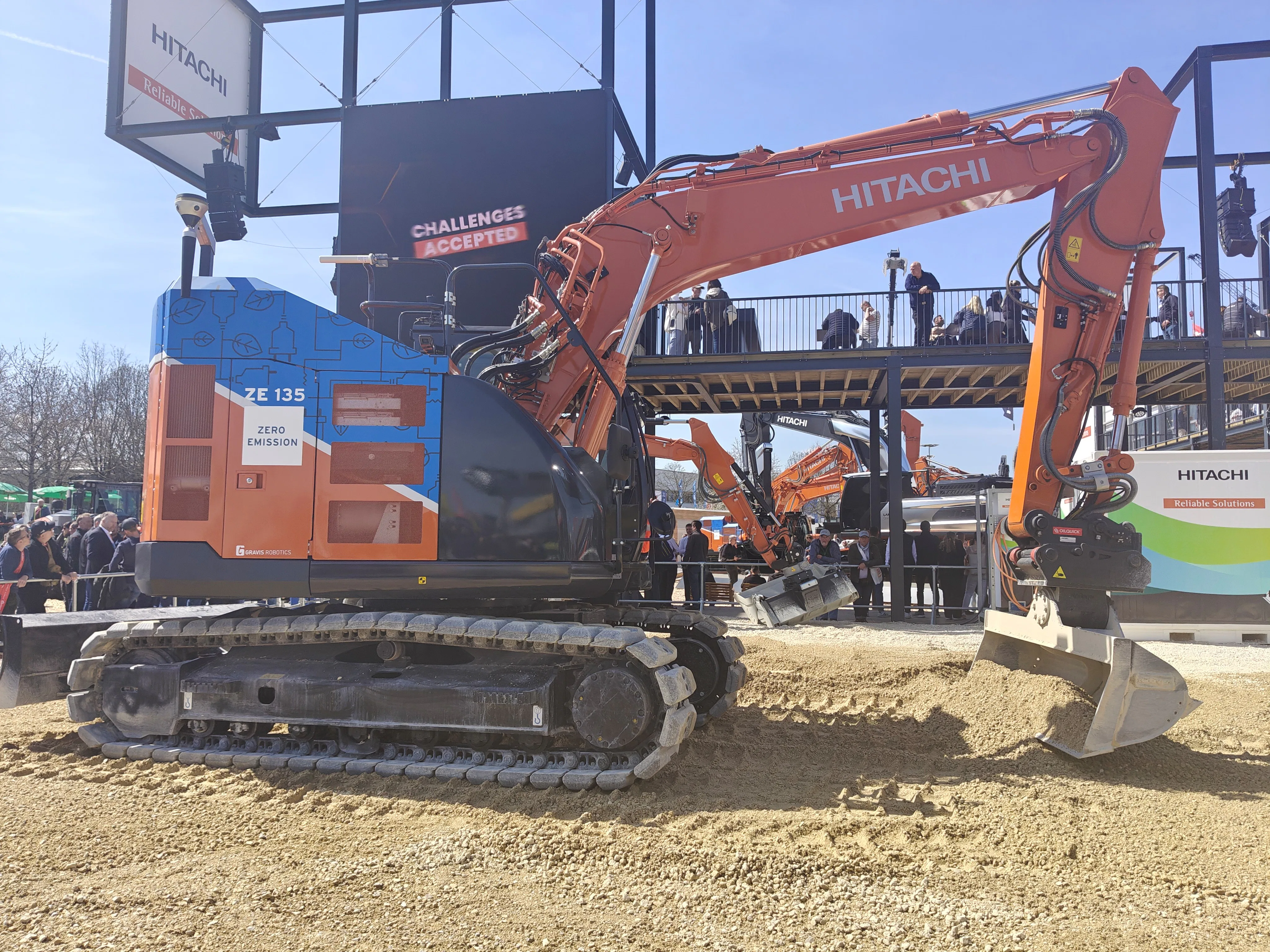 Op Bauma 2025 zette Hitachi CM vooral in op emissievrije en autonome machines.
Foto: BouwMachines.