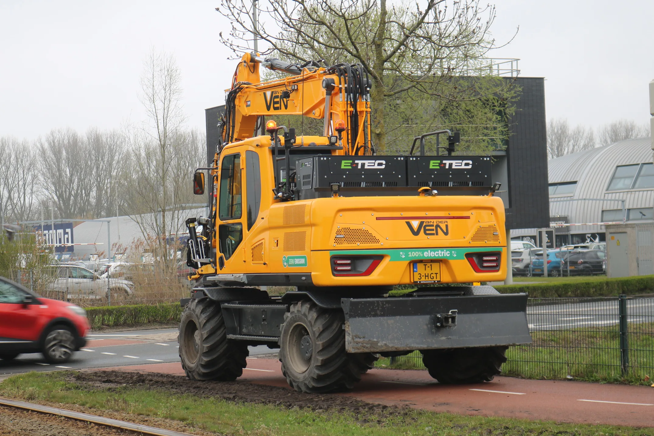 Tot 40 km/u, snel schakelen op elke werklocatie met de ETEC.