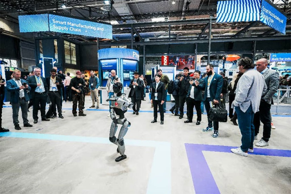 Of deze dansende robot binnenkort op de bouwplaats is te bewonderen is nog even afwachten.
Foto: Zoomlion.
