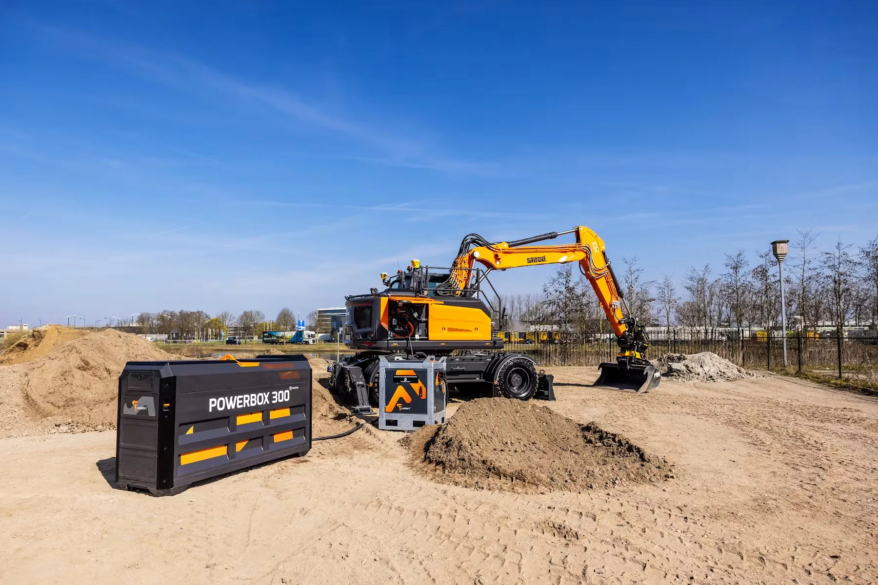 Er is steeds meer elektrisch materieel af-fabriek beschikbaar, zoals de Staad 17W.