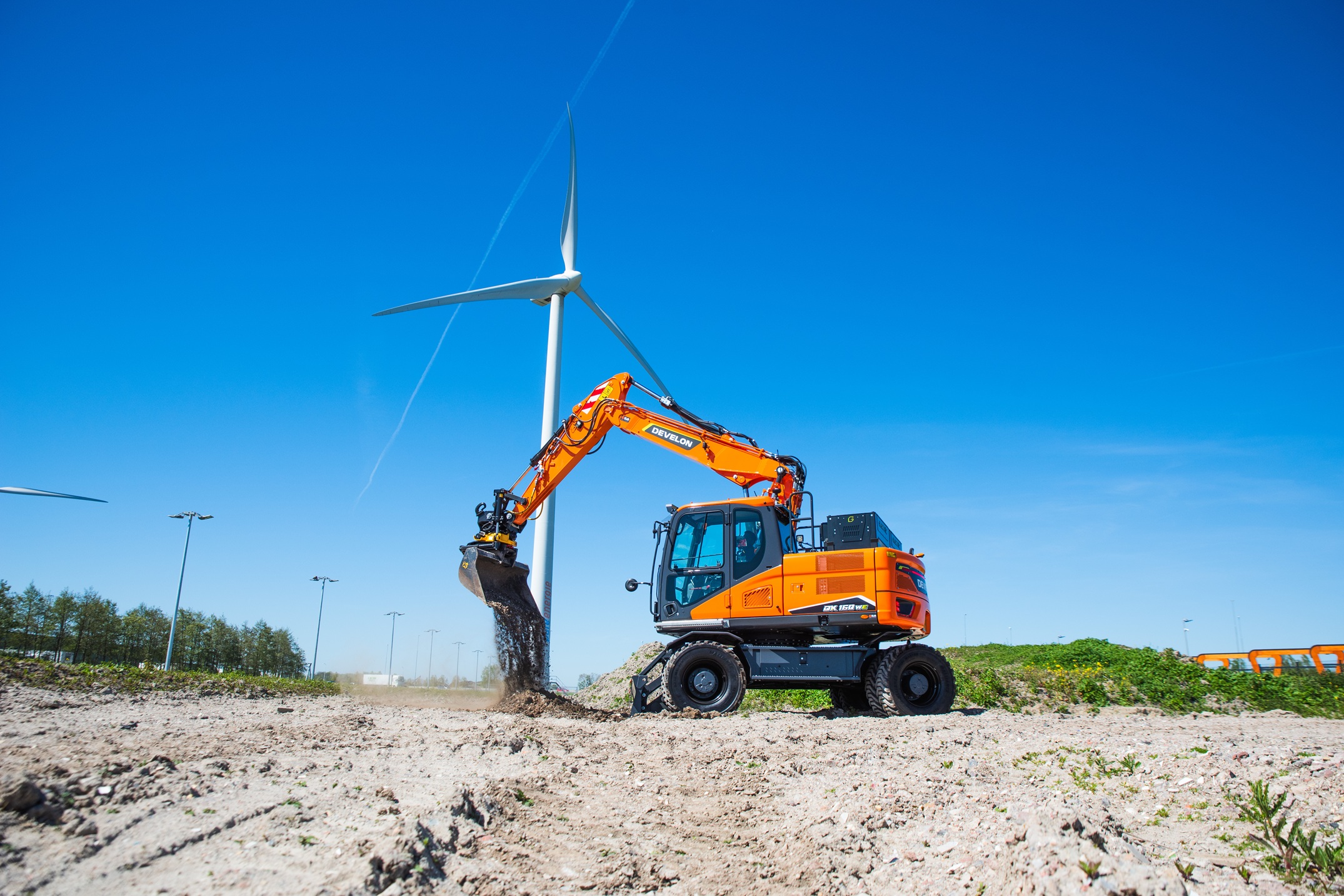 “Mede dankzij ons werk is Develon marktleider met mobiele kranen geworden in de Europese Unie. Die kennis en ervaring benutten we nu voor de ontwikkeling van elektrische graafmachines.” 